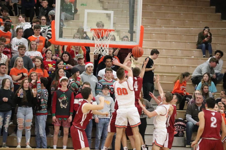 Dover Boys Basketball vs. Meadowbrook