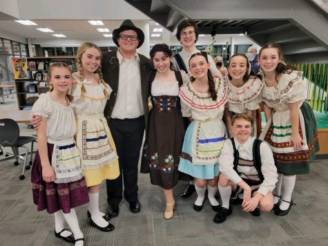 Dover High School performs The Sound of Music