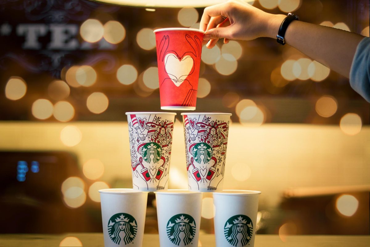 Rating+Starbucks+Christmas+Drinks
